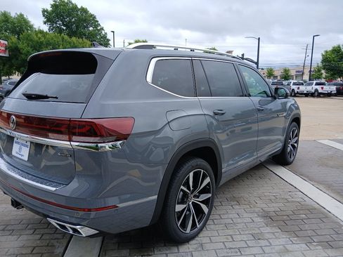 New 2026 Volkswagen Atlas SEL Premium R-Line AWD/4WD image 7