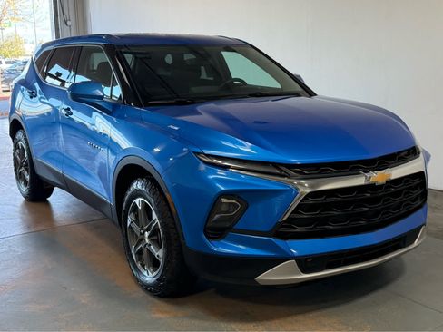 Used 2025 Chevrolet Blazer LT AWD/4WD image 5