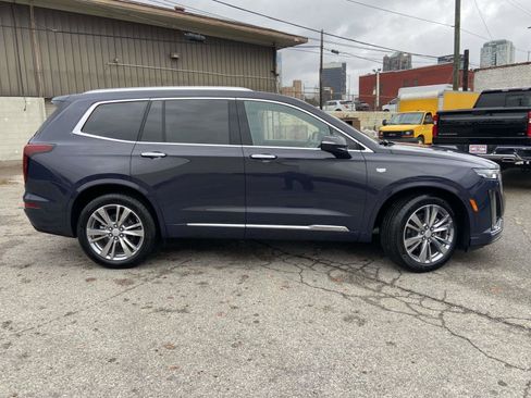 Used 2025 Cadillac XT6 Premium Luxury image 21