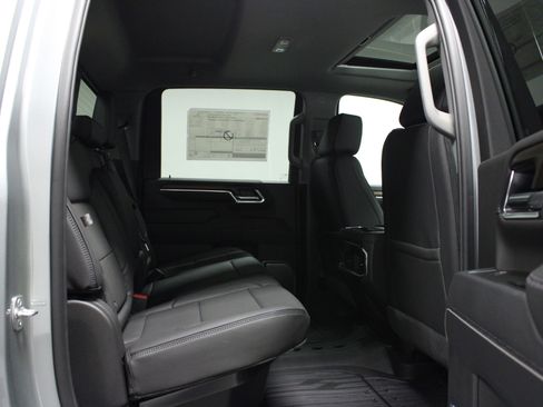 New 2026 GMC Sierra 2500 Denali AWD/4WD image 15