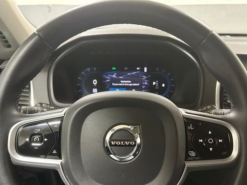 Used 2023 Volvo XC90 B6 Plus AWD/4WD image 18