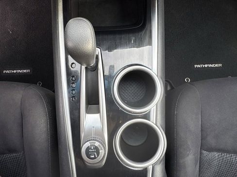 Used 2016 Nissan Pathfinder S image 35