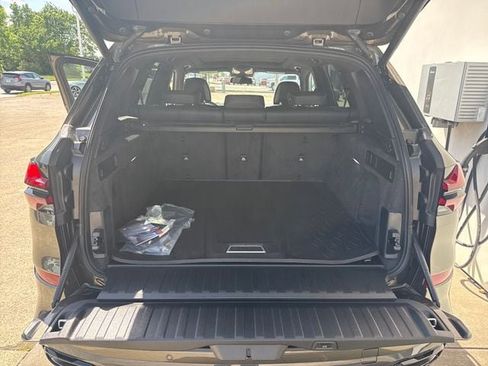 New 2026 BMW X5 xDrive40i w/ M Sport Package AWD/4WD image 22