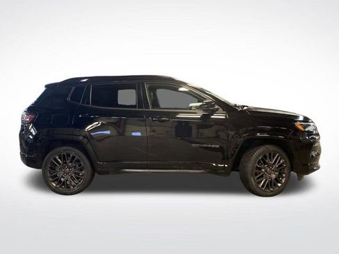 Used 2022 Jeep Compass High Altitude image 2