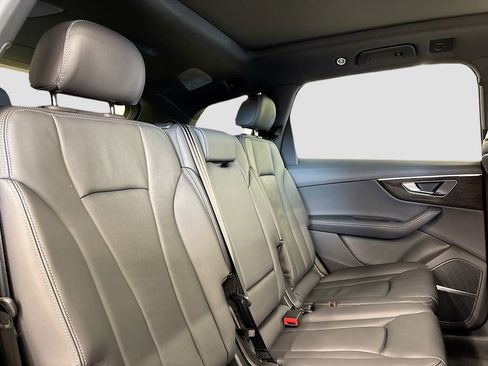 Used 2025 Audi Q7 2.0T Premium Plus image 16