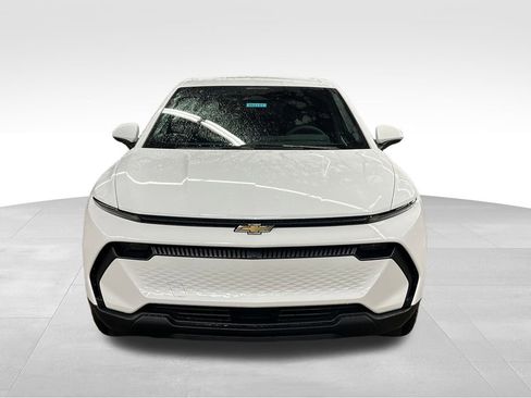 New 2026 Chevrolet Equinox EV LT image 6