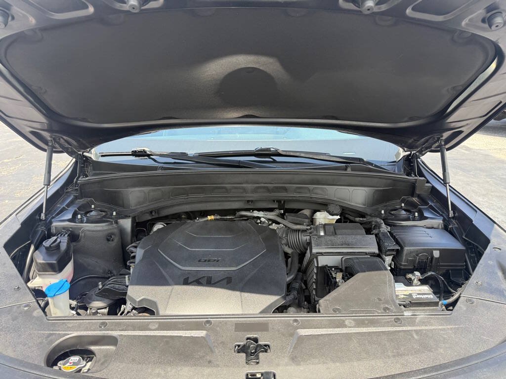 Used 2022 Kia Telluride LX FWD image 34