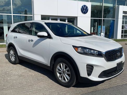 Used 2020 Kia Sorento LX AWD/4WD image 3