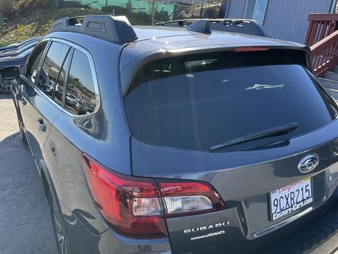 Used 2017 Subaru Outback 2.5i Limited image 82