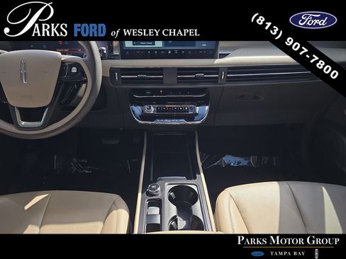Used 2023 Lincoln Corsair FWD w/ Equipment Group 101A image 13