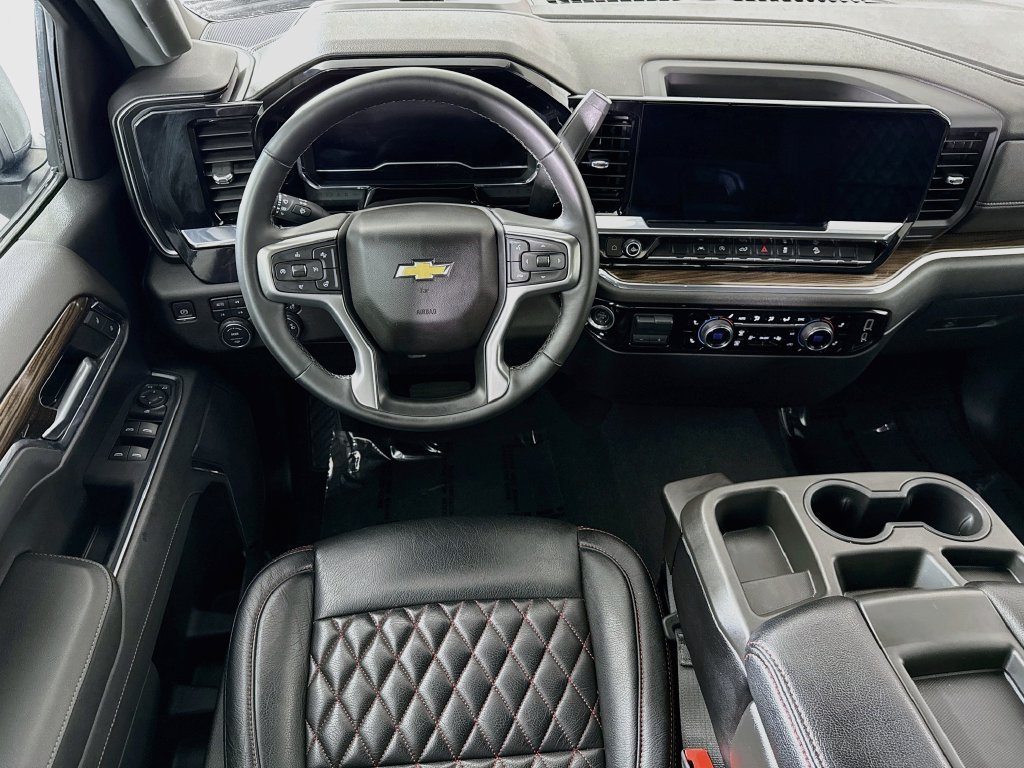 Used 2023 Chevrolet Silverado 1500 LT w/ All Star Edition Plus AWD/4WD image 3