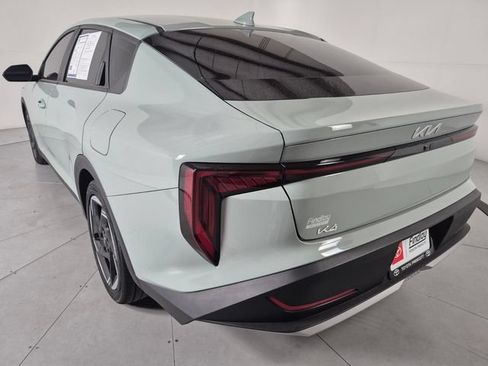 Used 2025 Kia K4 EX FWD image 3