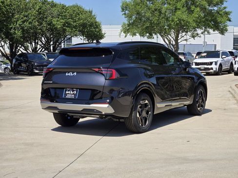 New 2026 Kia Sportage SX FWD image 4