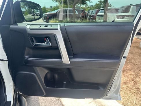 Used 2023 Toyota 4Runner SR5 Premium w/ Moonroof Package RWD image 35