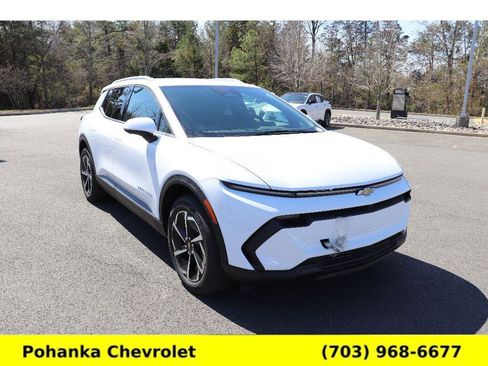 New 2026 Chevrolet Equinox EV LT FWD image 1