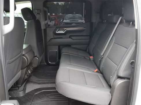 Used 2024 Chevrolet Silverado 1500 LT AWD/4WD image 18