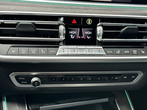 Certified 2022 BMW X5 xDrive45e w/ Climate Comfort Package image 27