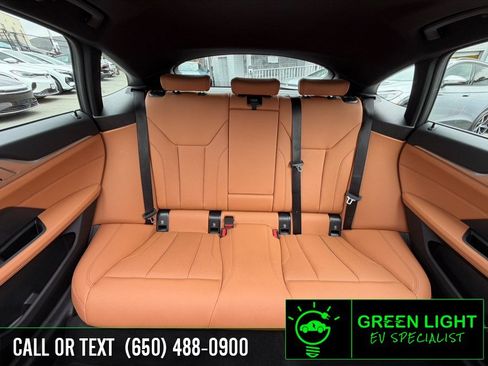 Used 2023 BMW i4 eDrive40 w/ M Sport Package RWD image 39