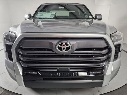 New 2026 Toyota Tundra Limited AWD/4WD image 7