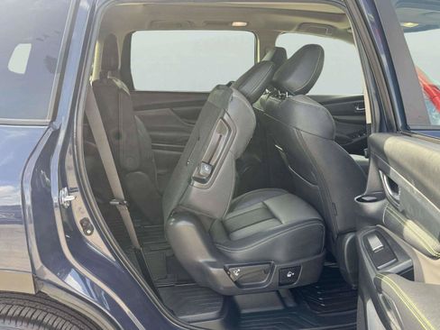 Used 2025 Subaru Ascent Onyx Edition AWD/4WD image 62