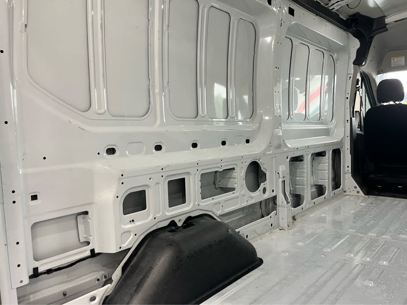 Certified 2024 Ford Transit 250 148 Medium Roof RWD image 31
