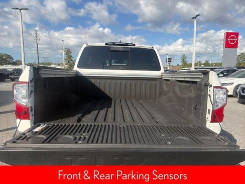 Certified 2024 Nissan Titan SV w/ SV Convenience Package image 11