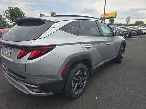 Used 2025 Hyundai Tucson SEL AWD/4WD image 3