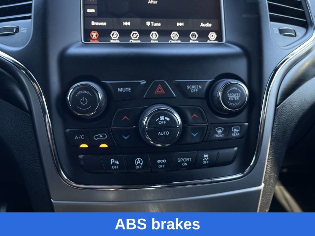 Used 2021 Jeep Grand Cherokee Laredo w/ Trailer Tow Group IV AWD/4WD image 18
