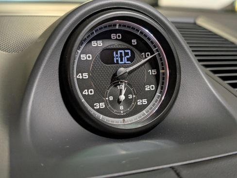 New 2026 Porsche Macan image 35