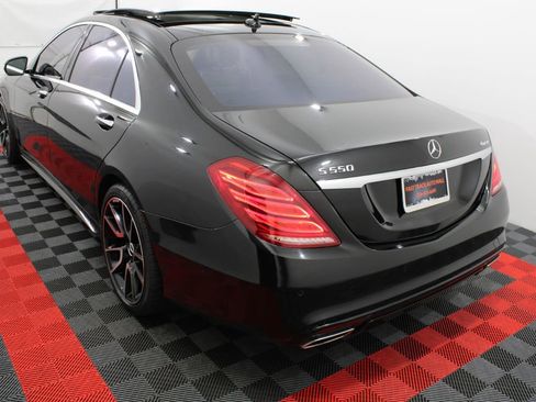 Used 2016 Mercedes-Benz S 550 4MATIC Sedan image 4