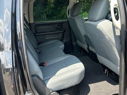 Used 2017 RAM 1500 ST w/ SXT Appearance Group AWD/4WD image 24