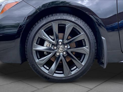 Used 2025 Toyota Corolla SE image 11