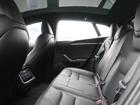 Used 2022 Tesla Model S Plaid AWD/4WD image 19
