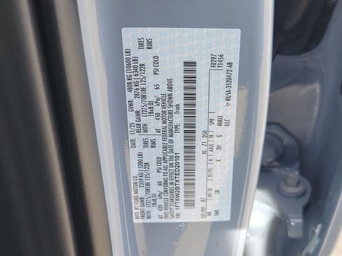 New 2026 Ford F250 Lariat w/ FX4 Off-Road Package image 13