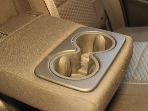 Used 2019 GMC Acadia SLE image 15