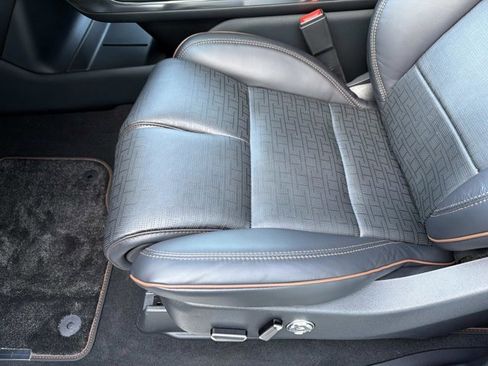 New 2026 Lincoln Navigator Black Label AWD/4WD image 11