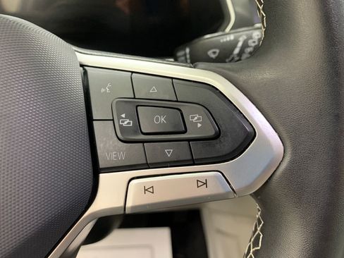 Used 2024 Volkswagen Tiguan Wolfsburg Edition image 11