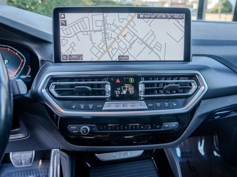 Used 2023 BMW X4 xDrive30i w/ M Sport Package image 11
