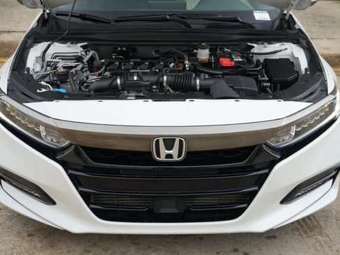 Used 2020 Honda Accord Sport image 7