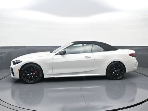 Used 2026 BMW 440i xDrive Convertible w/ Premium Package image 4