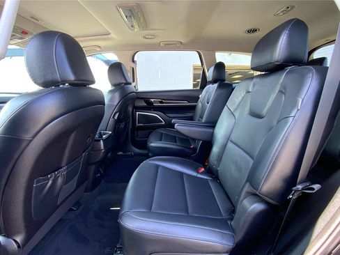 Used 2023 Kia Telluride S w/ S Sunroof Package AWD/4WD image 11