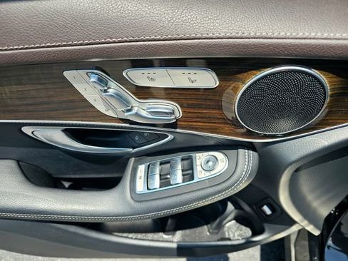 Used 2018 Mercedes-Benz GLC 300 4MATIC Coupe image 23