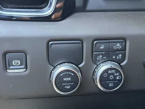 Used 2024 GMC Sierra 1500 Denali w/ Denali Reserve Package image 27