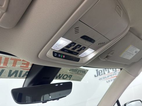 Used 2023 Buick Enclave Premium w/ Experience Buick Package image 18