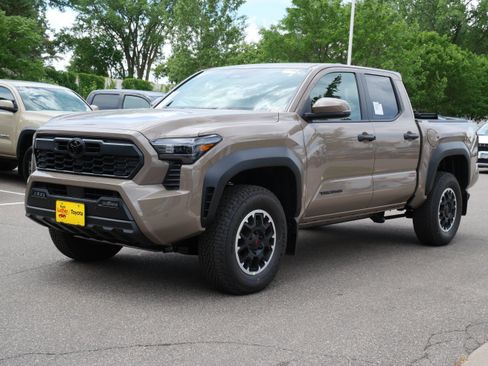 New 2026 Toyota Tacoma TRD Off-Road AWD/4WD image 4