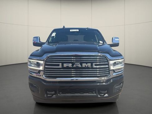 Used 2024 RAM 2500 Laramie w/ Safety Group AWD/4WD image 2