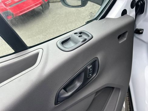 New 2025 Ford Transit 250 148 Medium Roof w/ Load Area Protection Package image 15