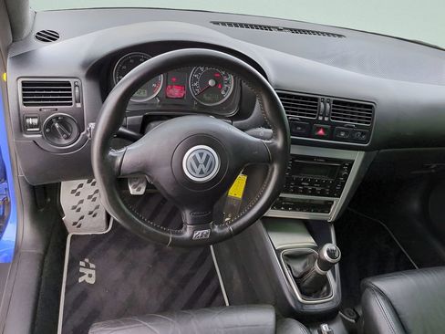 Used 2004 Volkswagen R32 image 16