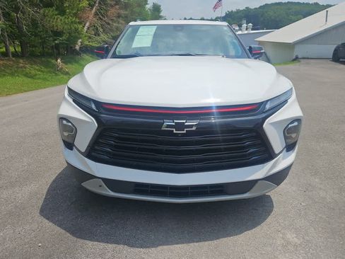 Used 2024 Chevrolet Blazer LT w/ Sound & Technology Package AWD/4WD image 8