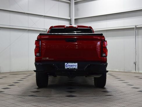 Used 2024 Chevrolet Colorado Z71 w/ Z71 Convenience Package 2 AWD/4WD image 6